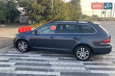 Универсал Volkswagen Golf 2010 в Львове