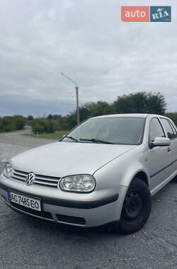 Хэтчбек Volkswagen Golf 1998 в Ровно