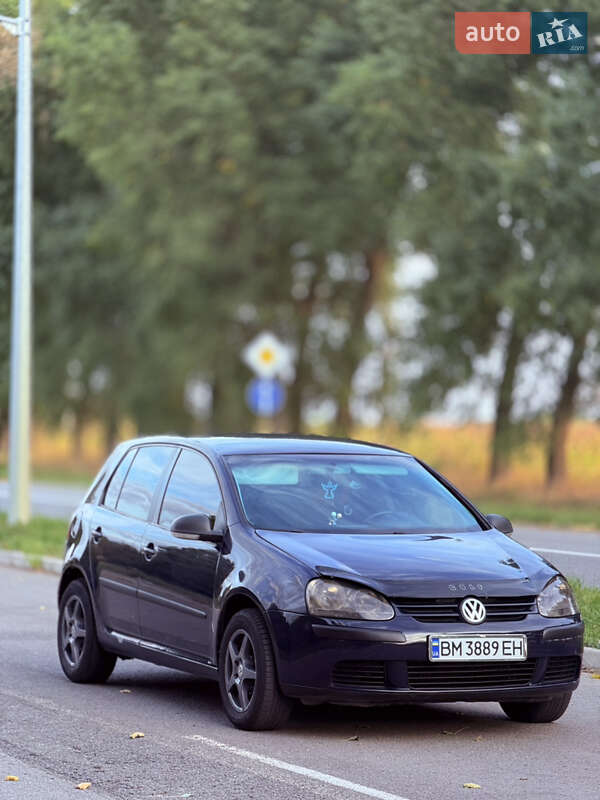 Хэтчбек Volkswagen Golf 2007 в Ромнах