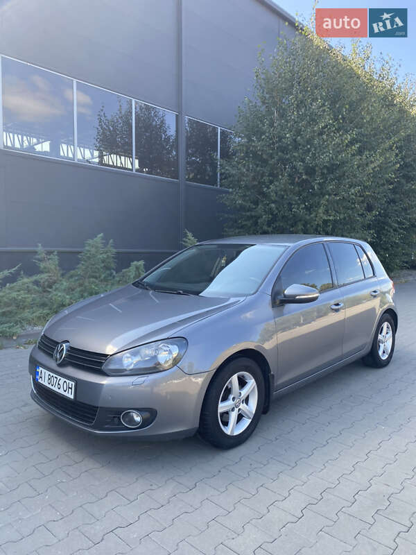 Хэтчбек Volkswagen Golf 2010 в Белой Церкви