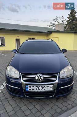 Універсал Volkswagen Golf 2009 в Львові