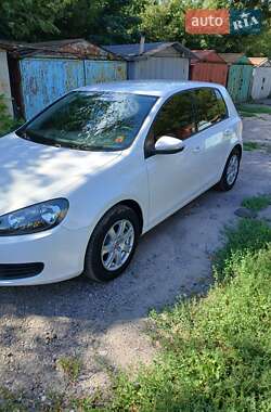 Хэтчбек Volkswagen Golf 2009 в Полтаве