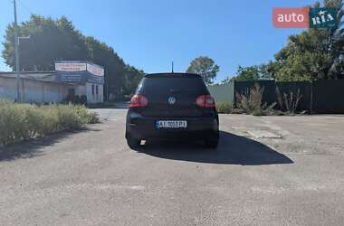 Хэтчбек Volkswagen Golf 2006 в Киеве