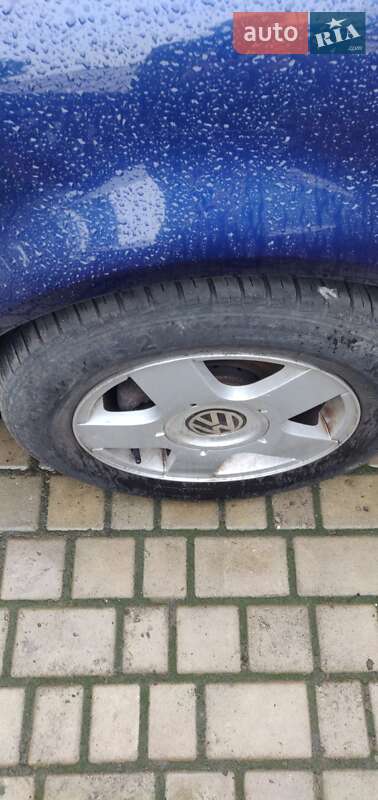 Хэтчбек Volkswagen Golf 2000 в Луцке