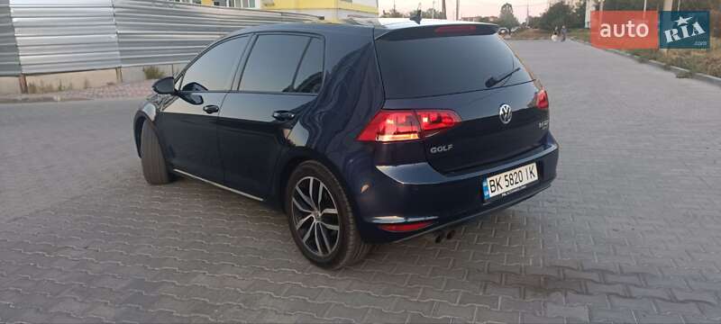 Хетчбек Volkswagen Golf 2012 в Полтаві