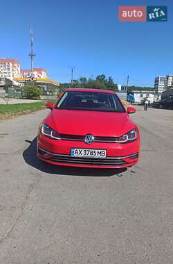 Хетчбек Volkswagen Golf 2018 в Харкові