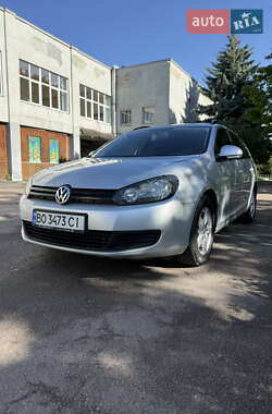 Универсал Volkswagen Golf 2011 в Ровно