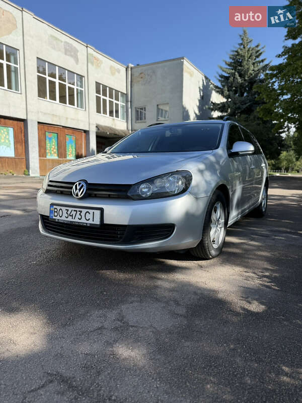 Volkswagen Golf 2011 Volkswagen Golf 2011