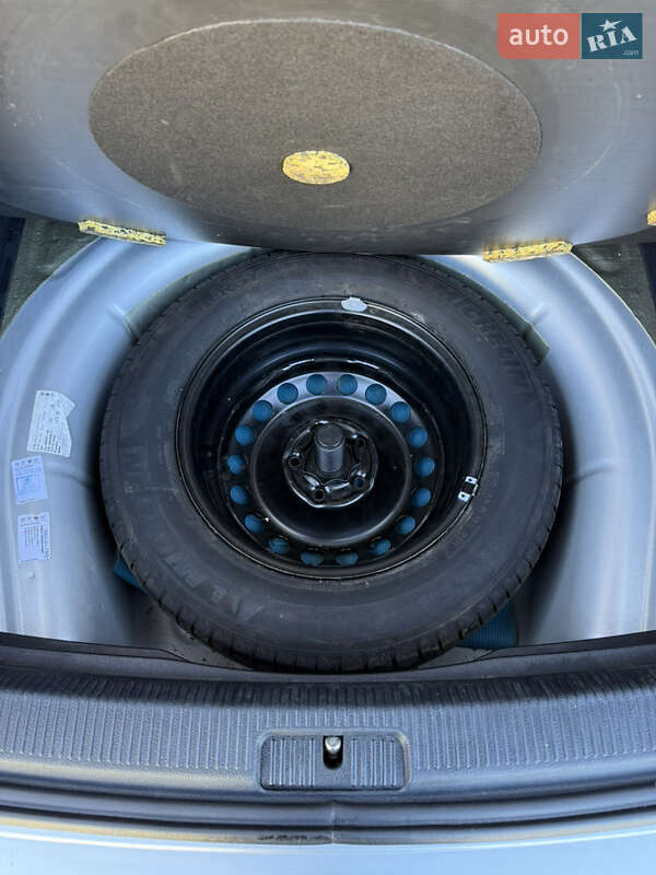 Универсал Volkswagen Golf 2011 в Ровно фото 29 Универсал Volkswagen Golf 2011 в Ровно