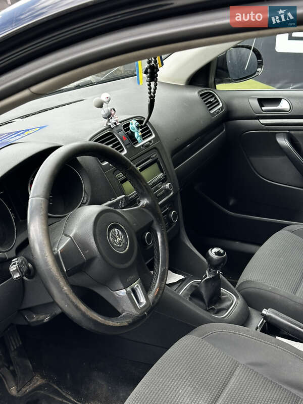 Універсал Volkswagen Golf 2011 в Львові
