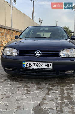 Хетчбек Volkswagen Golf 2001 в Могилів-Подільському