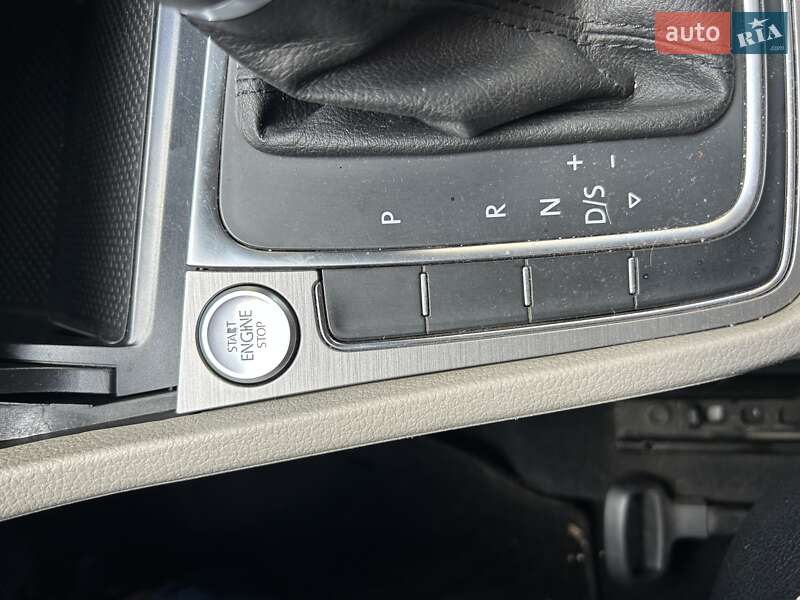 Универсал Volkswagen Golf 2015 в Ирпене