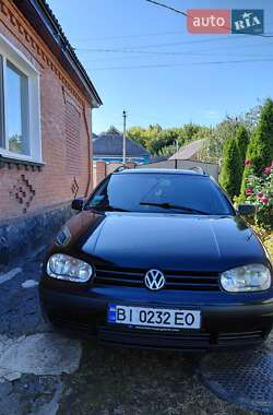 Універсал Volkswagen Golf 2000 в Лубнах