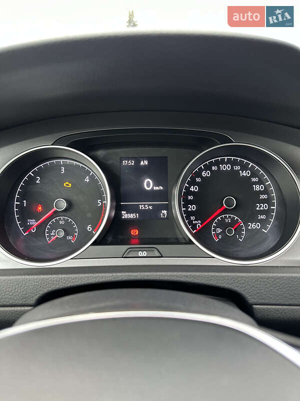 Універсал Volkswagen Golf 2016 в Вінниці