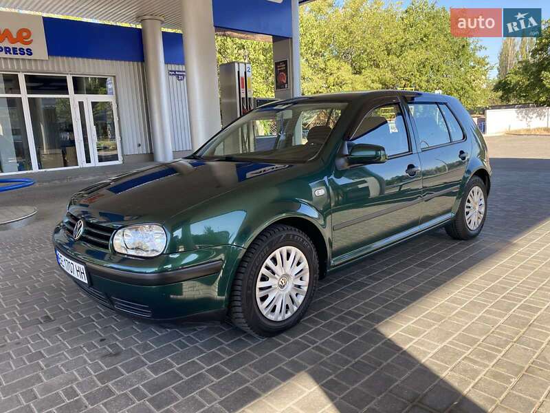 Volkswagen Golf 2000