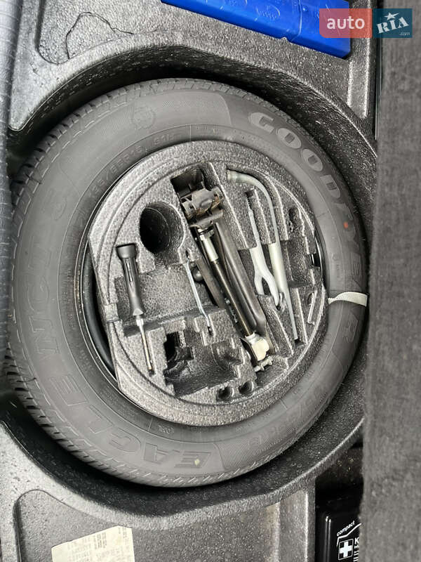 Хэтчбек Volkswagen Golf 2004 в Звягеле фото 36 Хэтчбек Volkswagen Golf 2004 в Звягеле