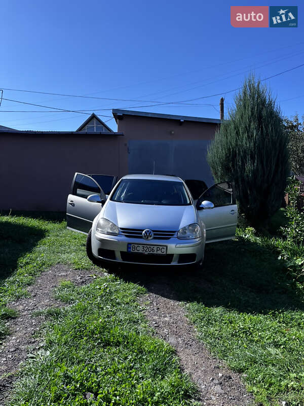 Хэтчбек Volkswagen Golf 2007 в Дрогобыче