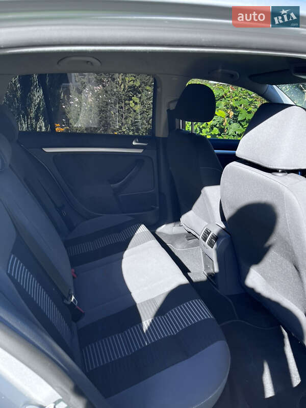 Хэтчбек Volkswagen Golf 2007 в Дрогобыче