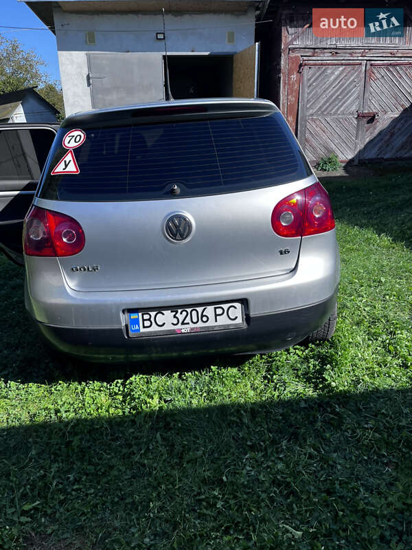 Хэтчбек Volkswagen Golf 2007 в Дрогобыче