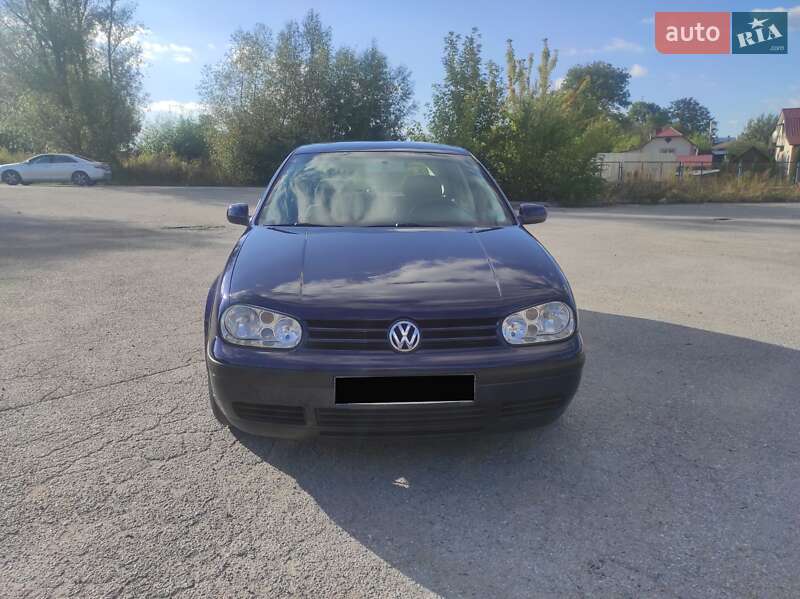 Хэтчбек Volkswagen Golf 2000 в Тернополе