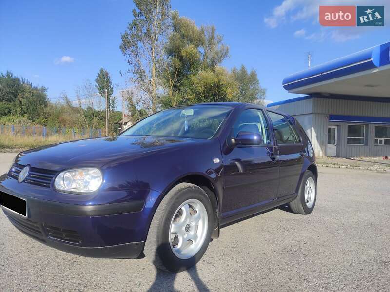 Хэтчбек Volkswagen Golf 2000 в Тернополе