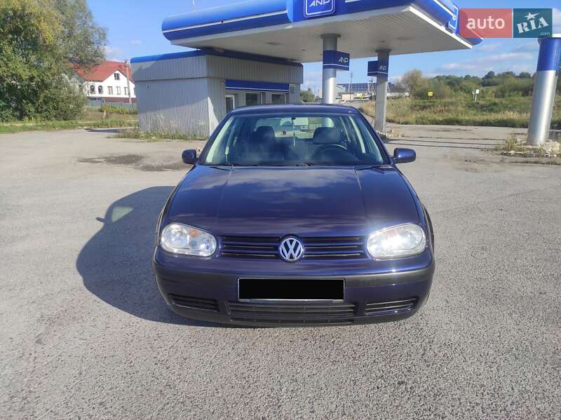 Хэтчбек Volkswagen Golf 2000 в Тернополе