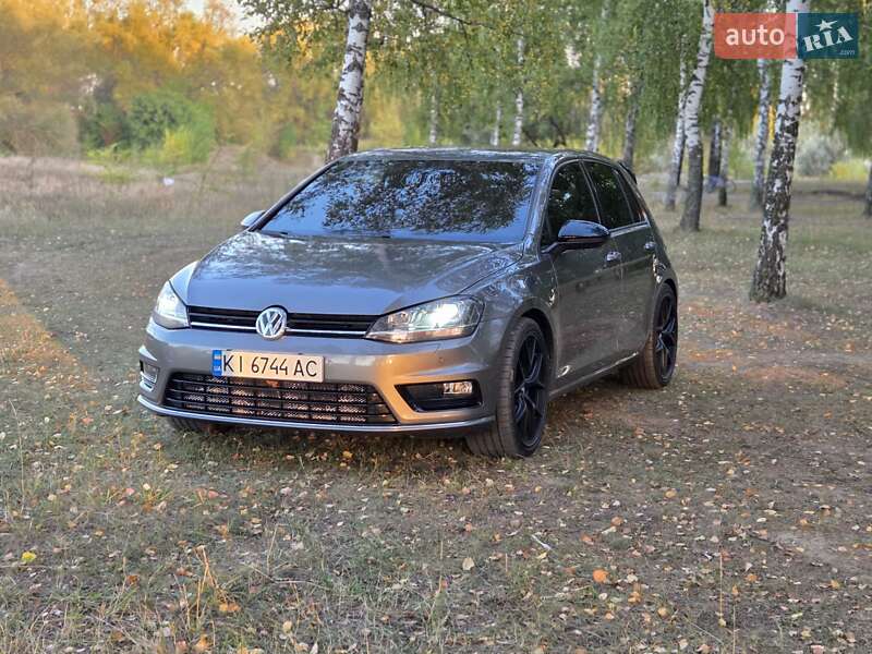 Хетчбек Volkswagen Golf 2013 в Пирятині