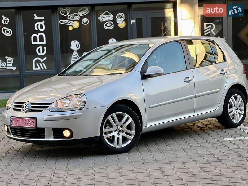 Хэтчбек Volkswagen Golf 2007 в Ивано-Франковске