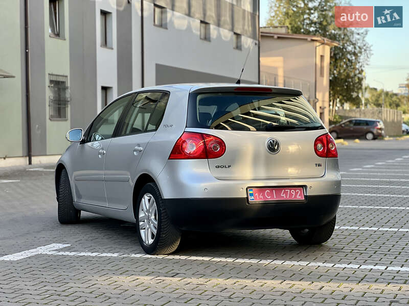 Хэтчбек Volkswagen Golf 2007 в Ивано-Франковске