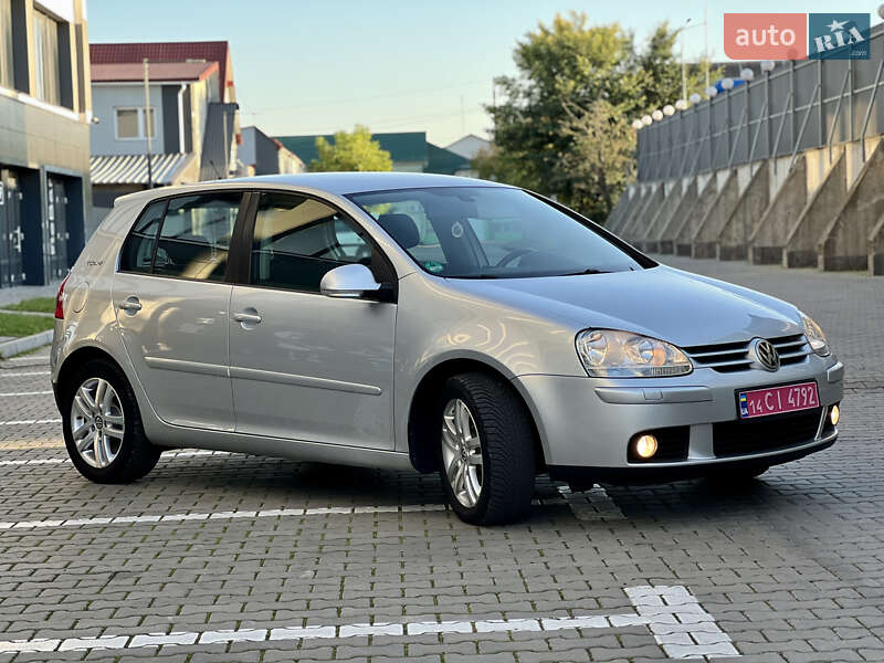Хэтчбек Volkswagen Golf 2007 в Ивано-Франковске