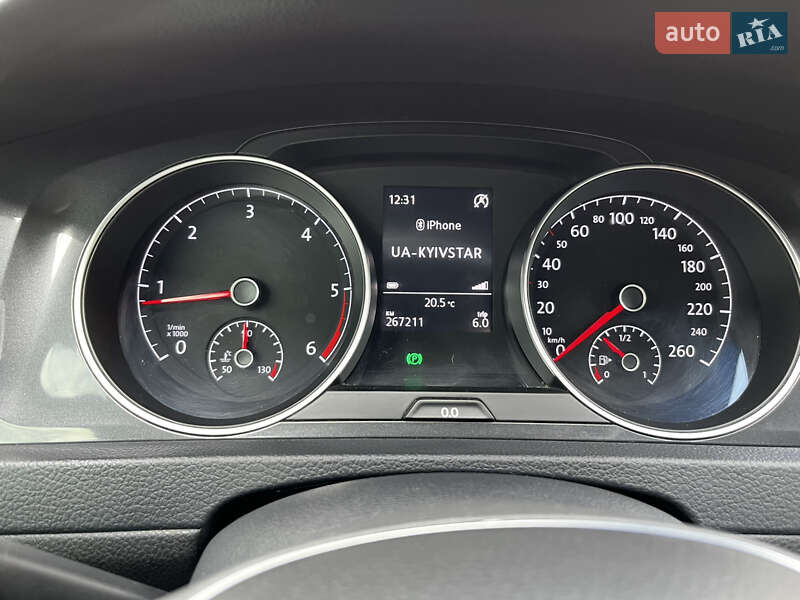 Универсал Volkswagen Golf 2017 в Ровно