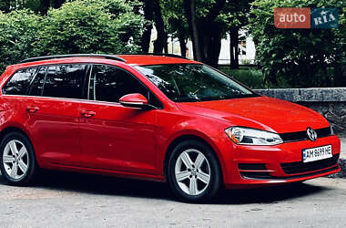 Универсал Volkswagen Golf 2015 в Житомире