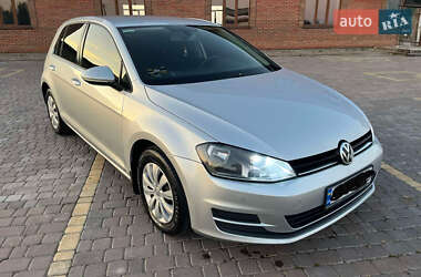 Хэтчбек Volkswagen Golf 2014 в Теофиполе
