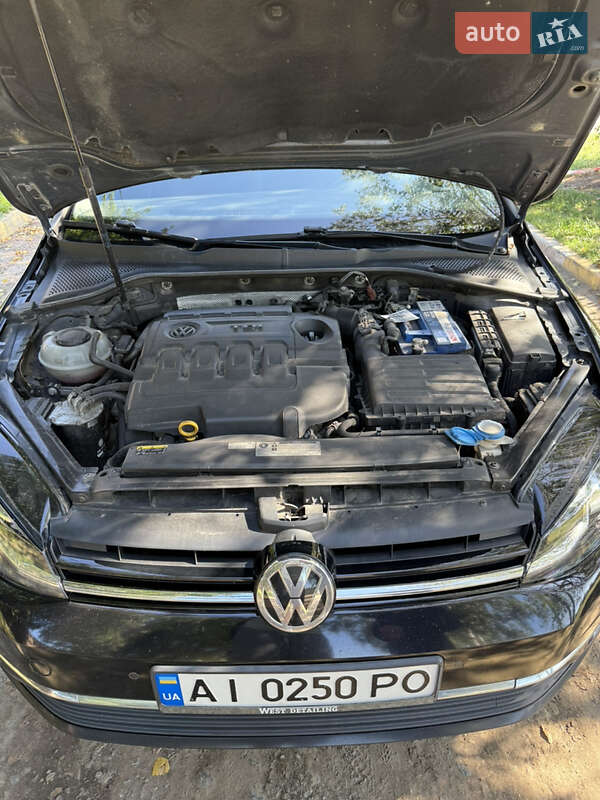 Хэтчбек Volkswagen Golf 2017 в Киеве фото 17 Хэтчбек Volkswagen Golf 2017 в Киеве