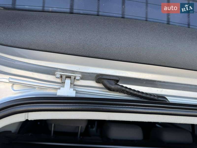 Універсал Volkswagen Golf 2008 в Тернополі