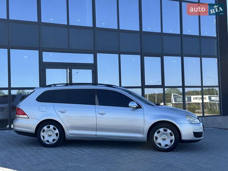 Універсал Volkswagen Golf 2008 в Тернополі