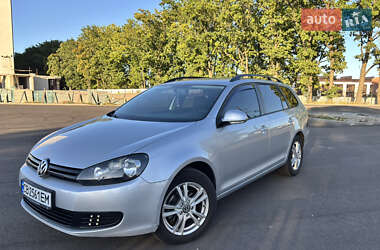 Универсал Volkswagen Golf 2010 в Чернигове