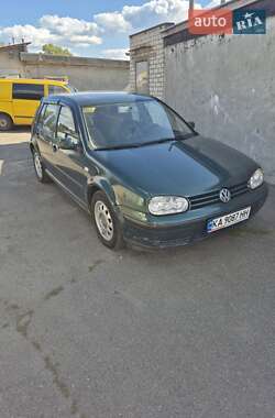 Хэтчбек Volkswagen Golf 1999 в Киеве