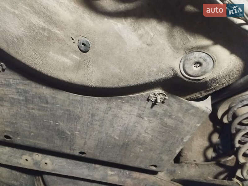 Хетчбек Volkswagen Golf 2000 в Тернополі