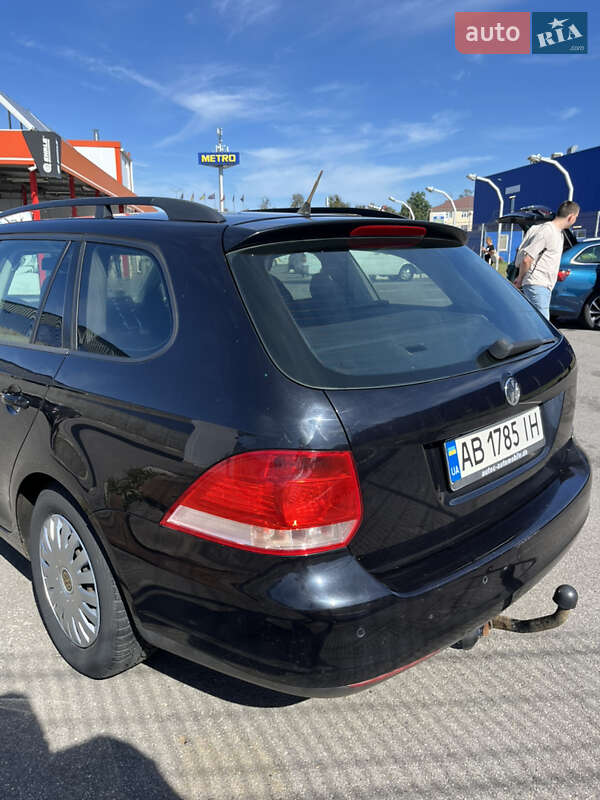 Універсал Volkswagen Golf 2007 в Вінниці