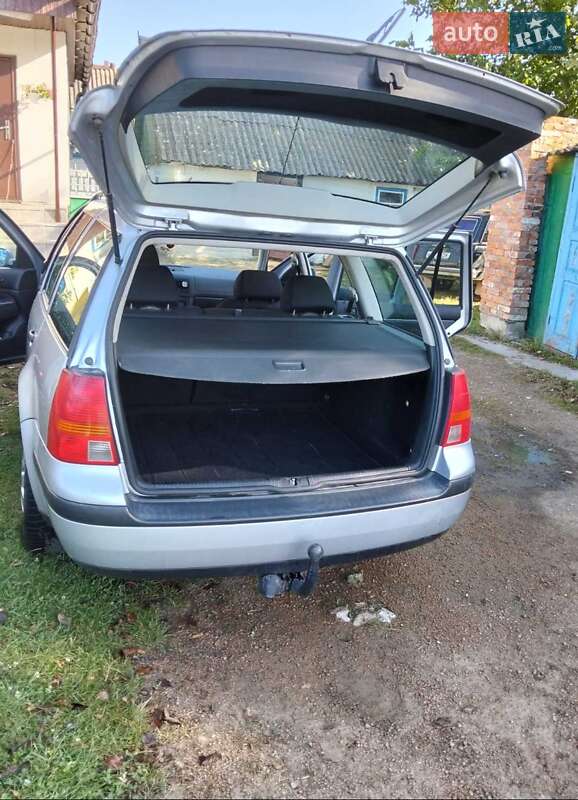 Універсал Volkswagen Golf 2000 в Хорошеві