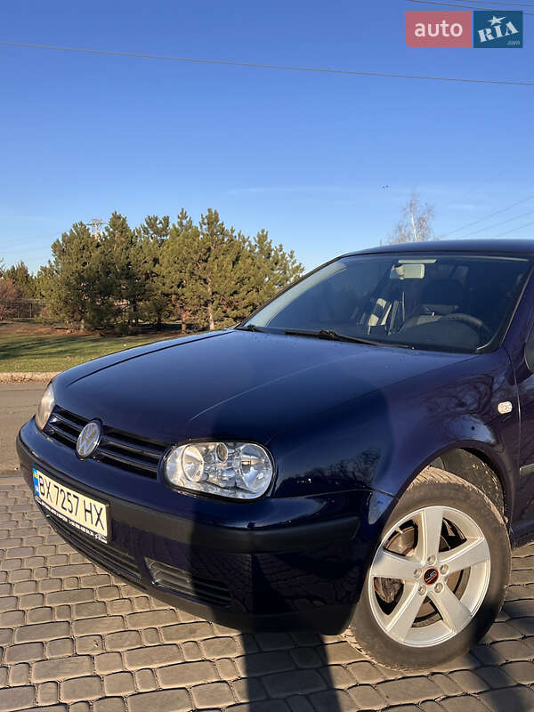 Хетчбек Volkswagen Golf 2001 в Кривому Розі