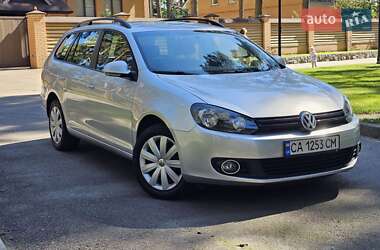 Універсал Volkswagen Golf 2011 в Чернігові