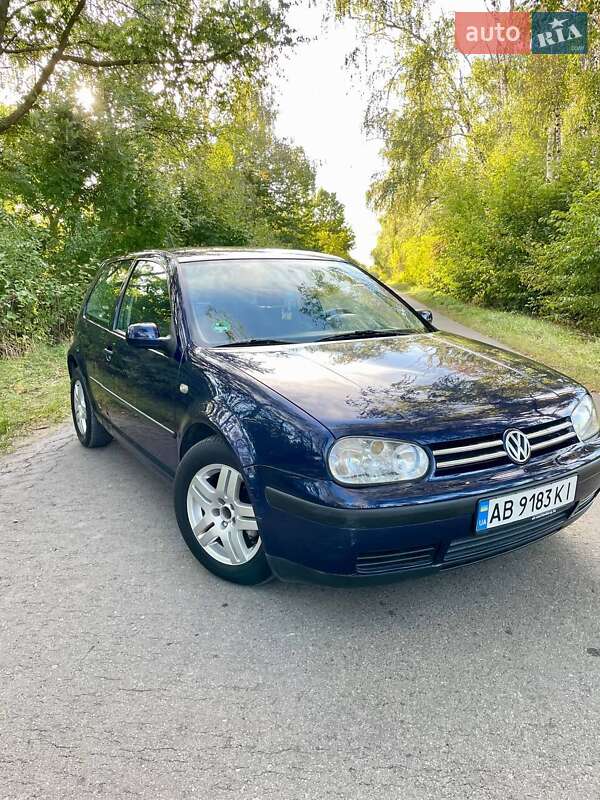 Volkswagen Golf 2001