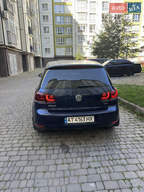 Хетчбек Volkswagen Golf 2011 в Івано-Франківську