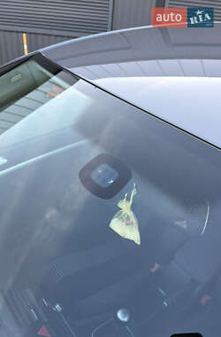 Хэтчбек Volkswagen Golf 2009 в 