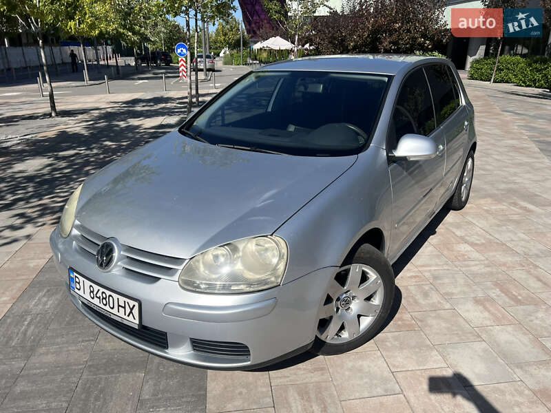 Volkswagen Golf 2004