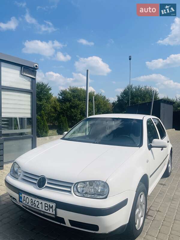 Volkswagen Golf 1998
