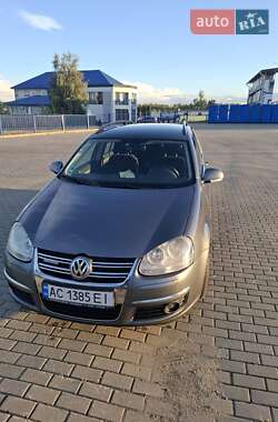 Универсал Volkswagen Golf 2009 в Турийске