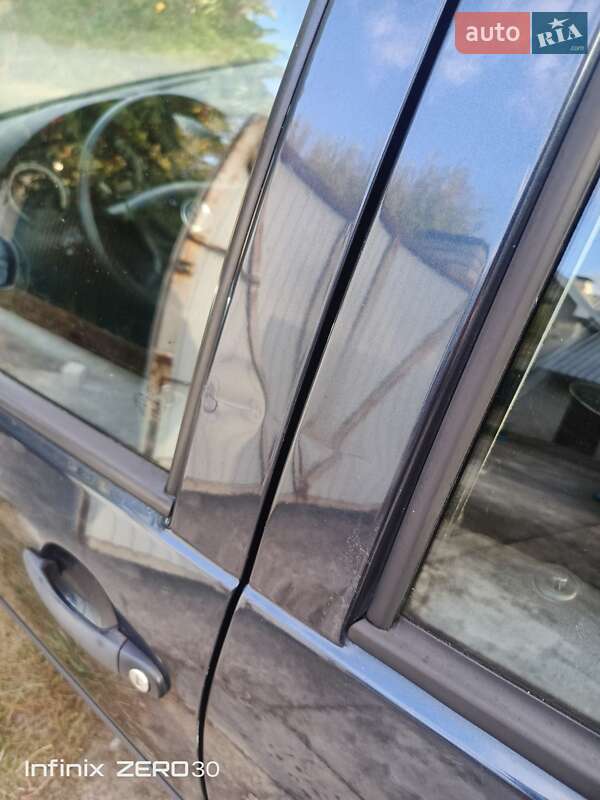 Універсал Volkswagen Golf 2005 в Обухові